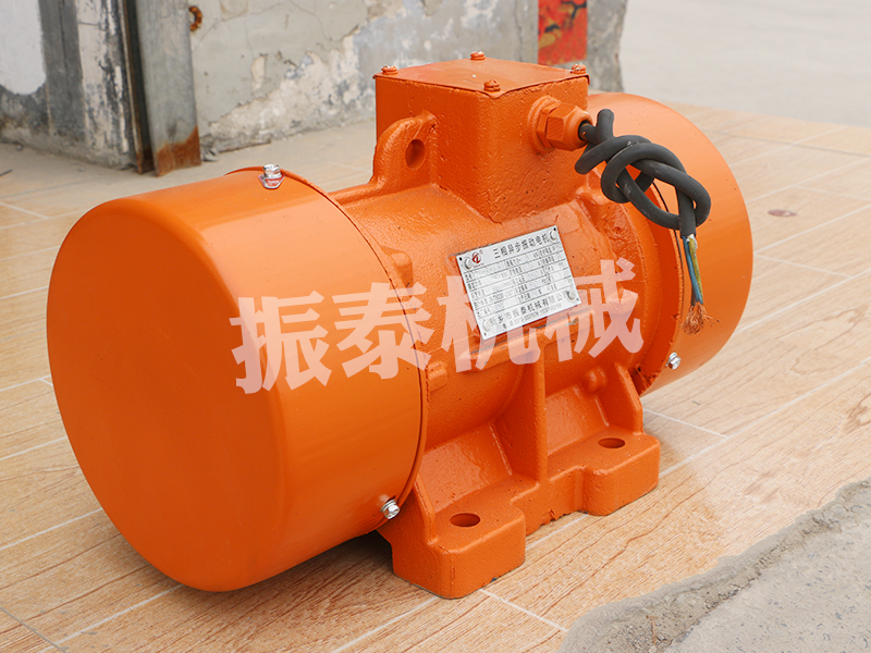 怎么識別防爆振動電機上的軸承優劣？